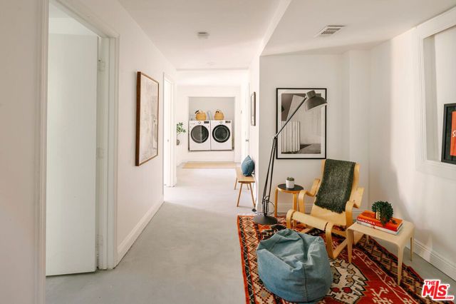 466 Wren Drive, Los Angeles, CA 90065