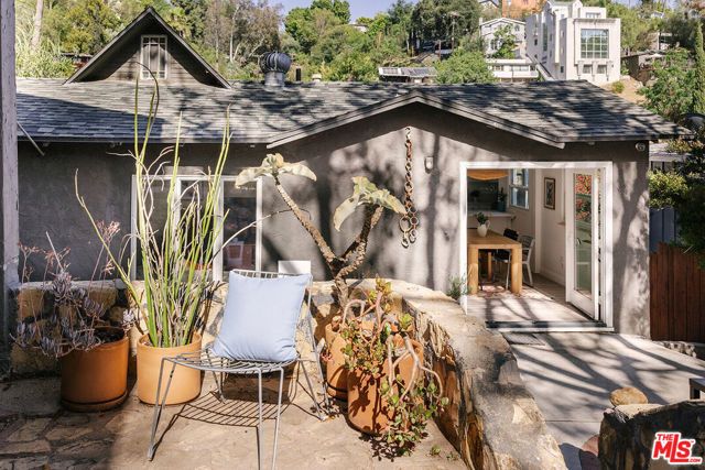 466 Wren Drive, Los Angeles, CA 90065