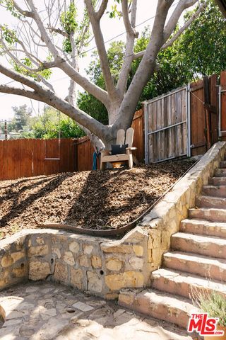466 Wren Drive, Los Angeles, CA 90065