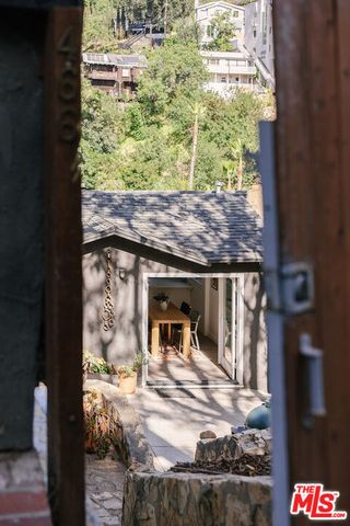 466 Wren Drive, Los Angeles, CA 90065