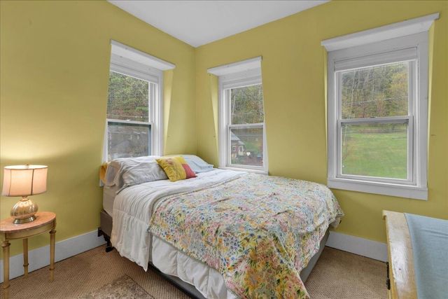 521 N Main Street, Bethel, VT 05032
