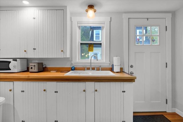 521 N Main Street, Bethel, VT 05032