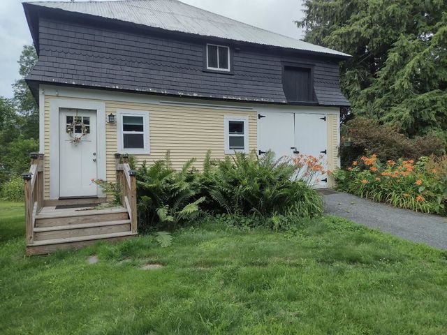 521 N Main Street, Bethel, VT 05032