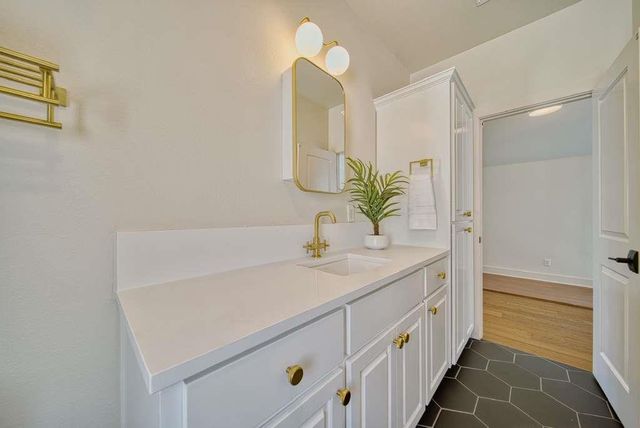 4113 Camacho ST, Austin, TX 78723