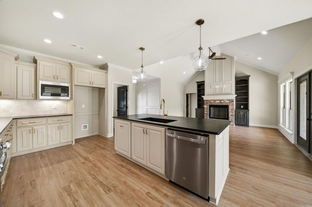 15 Opie Court, Cabot, AR 72023