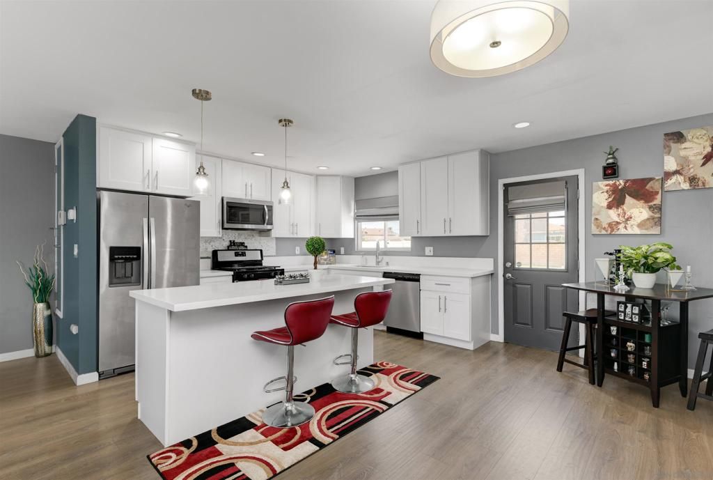 5567 Las Alturas, San Diego, CA 92114 — photo 4