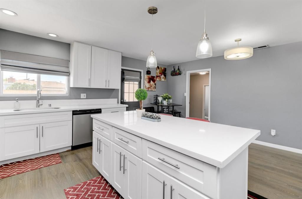 5567 Las Alturas, San Diego, CA 92114 — photo 5