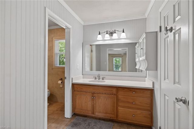 689 Churchill DR, Virginia Beach, VA 23464