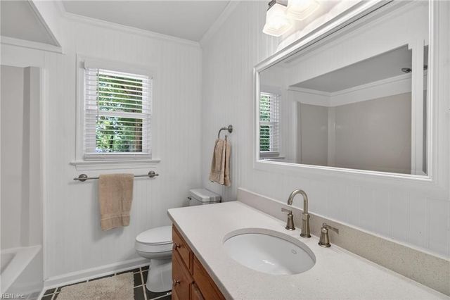689 Churchill DR, Virginia Beach, VA 23464