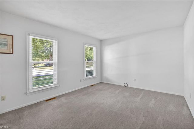 689 Churchill DR, Virginia Beach, VA 23464