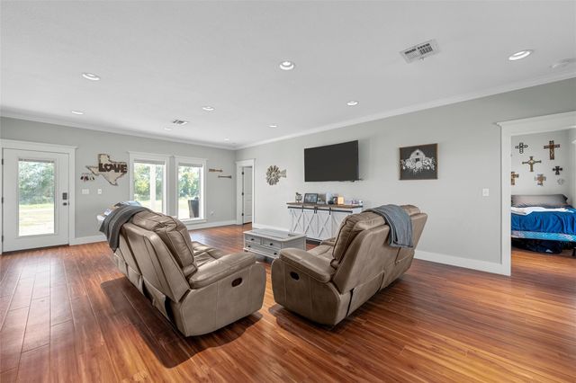 511 State Hwy 7, Kosse, TX 76653