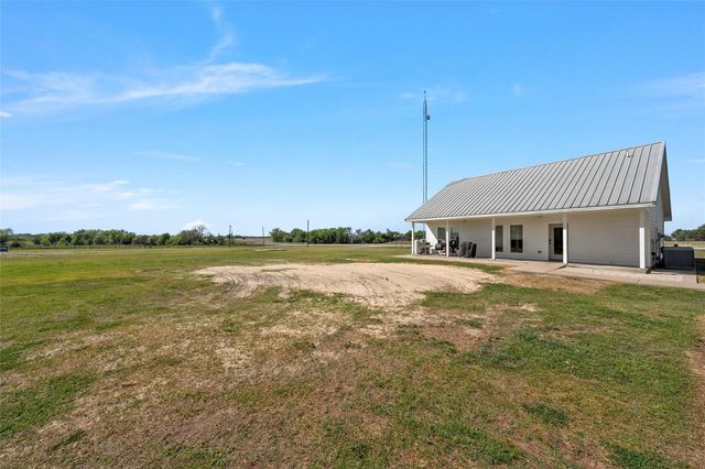 511 State Hwy 7, Kosse, TX 76653
