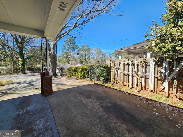 2654 Plantation Drive, East Point, GA 30344