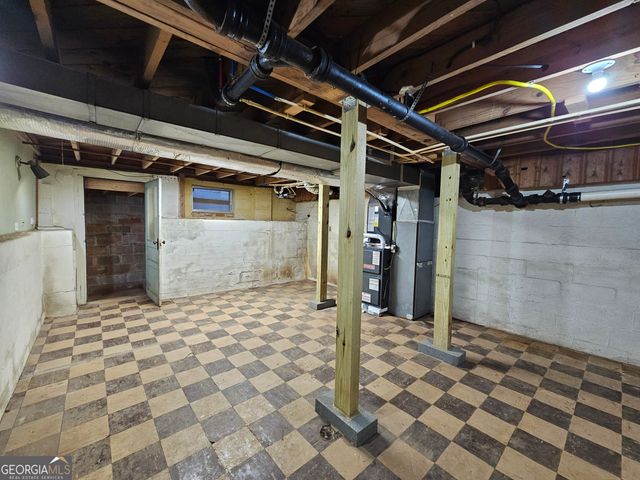 2654 Plantation Drive, East Point, GA 30344