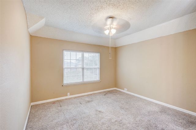 1036 Cottonbelt Drive, Saginaw, TX 76131