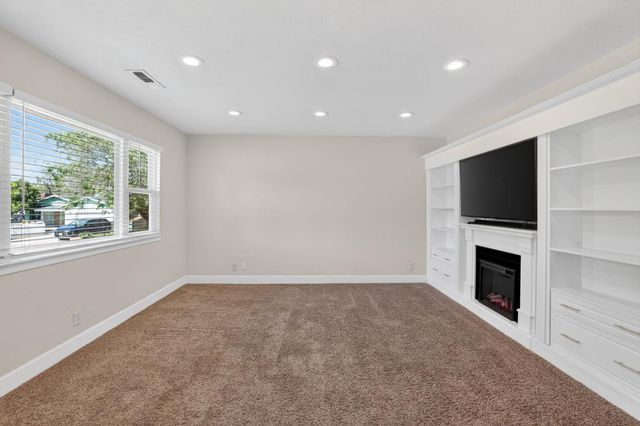 6801 Anchor Cir, Fair Oaks, CA 95628