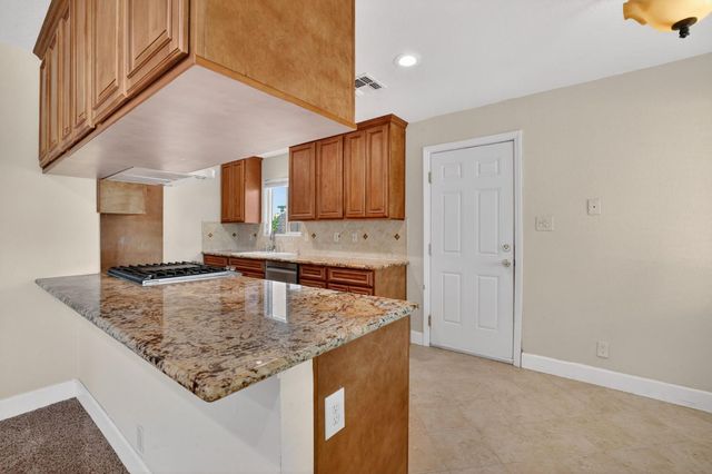 6801 Anchor Cir, Fair Oaks, CA 95628