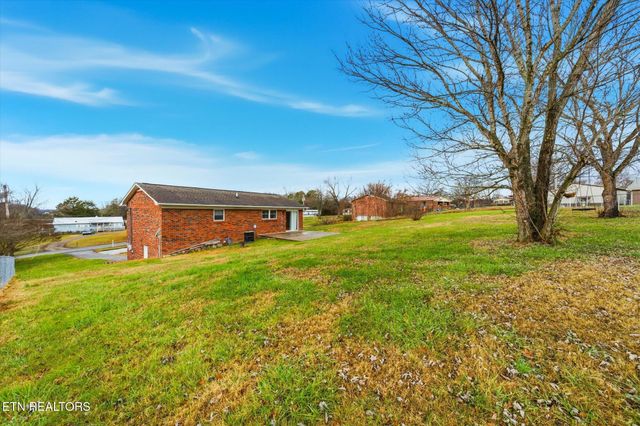 1336 Tom Breeden Rd, Jefferson City, TN 37760