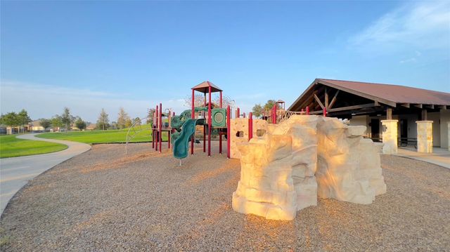 20714 Round Key Drive, Hockley, TX 77447