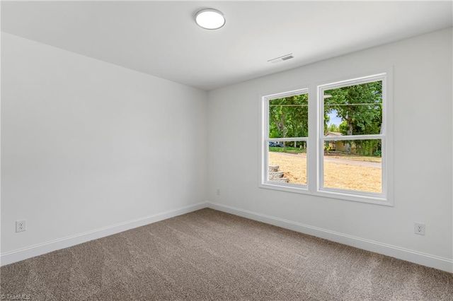 1318 Delaware Avenue, Eden, NC 27288