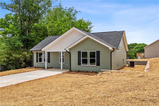 1318 Delaware Avenue, Eden, NC 27288