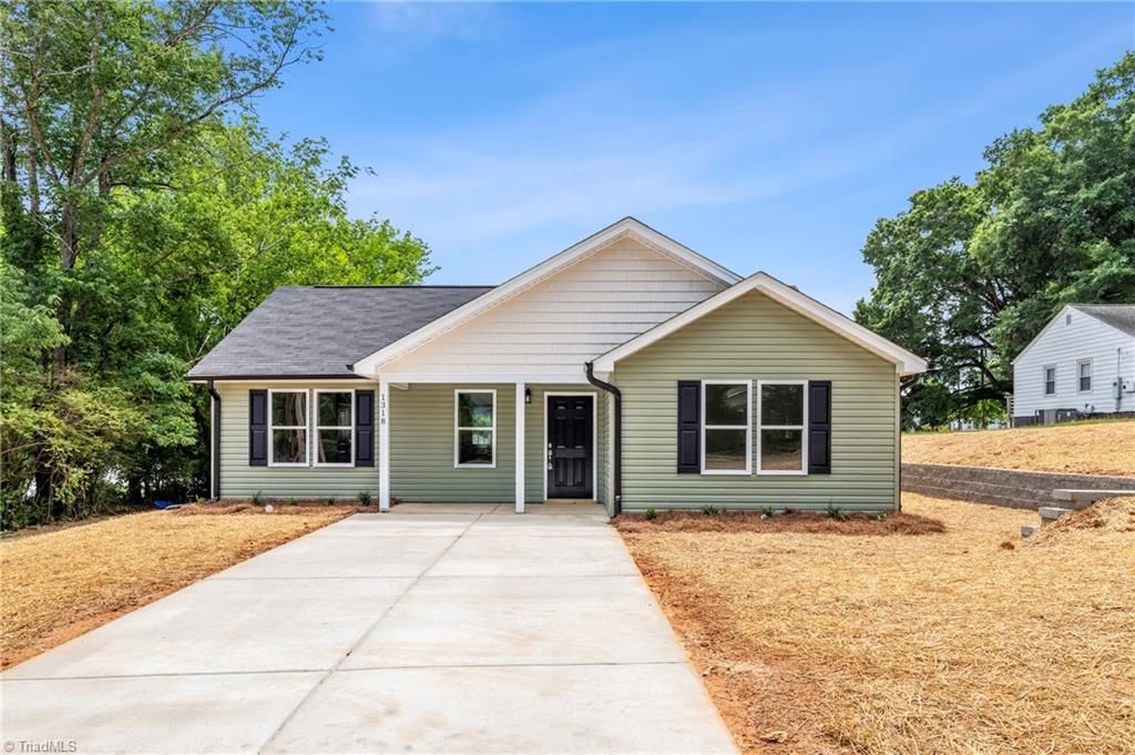 1318 Delaware Avenue, Eden, NC 27288