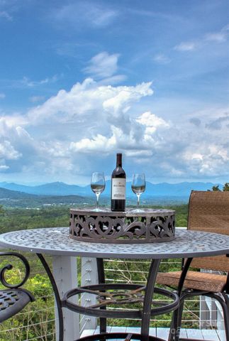 21 Flicker Trail, Weaverville, NC 28787