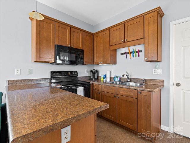 21 Flicker Trail, Weaverville, NC 28787