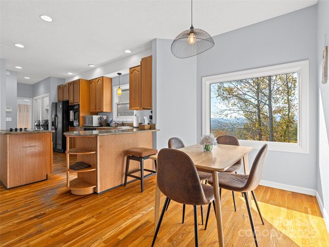 21 Flicker Trail, Weaverville, NC 28787