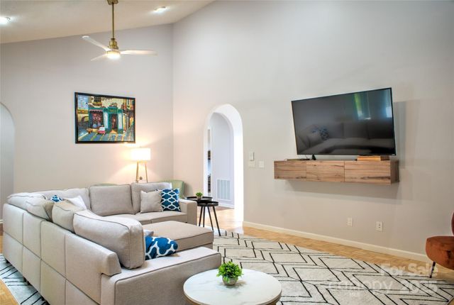 21 Flicker Trail, Weaverville, NC 28787