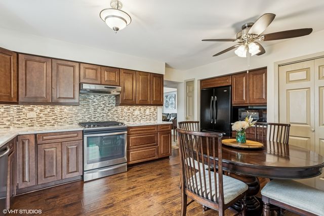 8132 Oak Park Avenue, Burbank, IL 60459