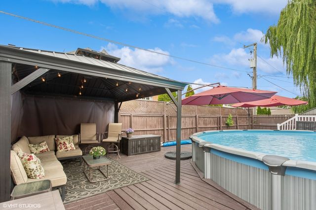 8132 Oak Park Avenue, Burbank, IL 60459