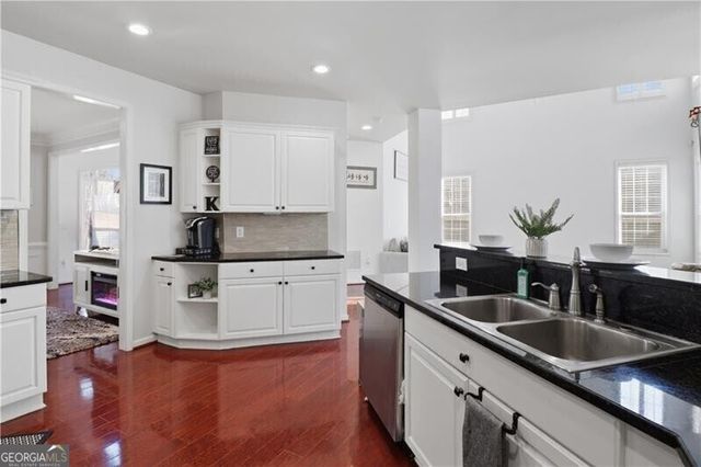 304 Warm Winds Trail, Canton, GA 30114