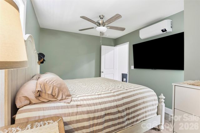 13 Trade Street, Arden, NC 28704