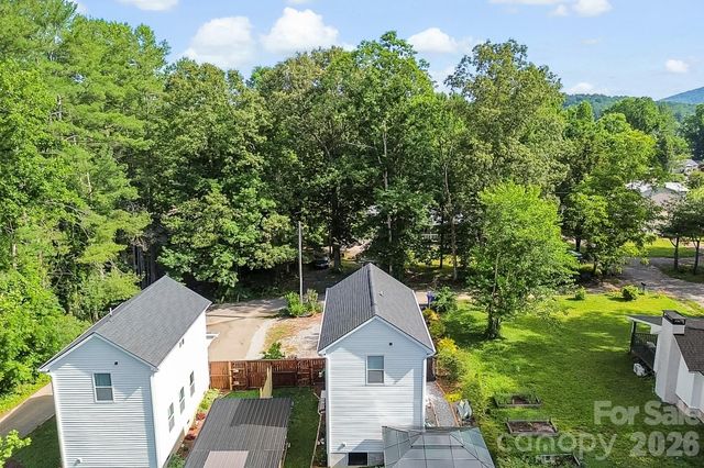 13 Trade Street, Arden, NC 28704