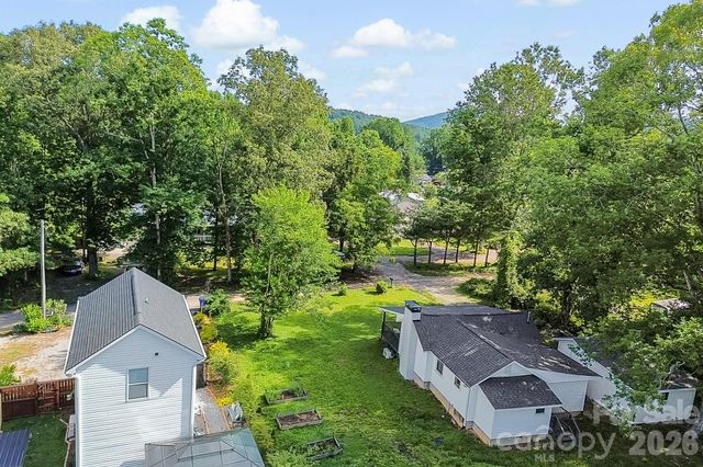 13 Trade Street, Arden, NC 28704