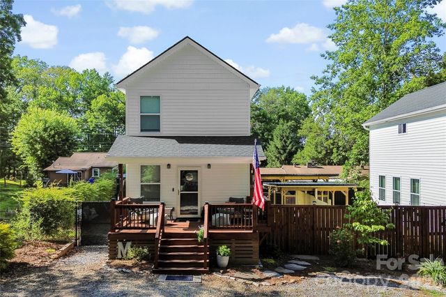 13 Trade Street, Arden, NC 28704