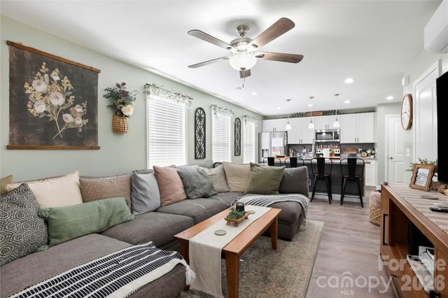 13 Trade Street, Arden, NC 28704