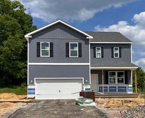 358 Leslie Farms Dr, Connoquenessing Boro, PA 16033