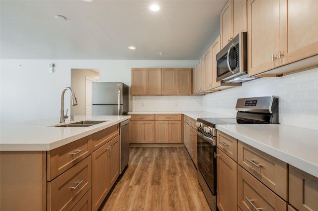 211 Park Place Circle D, Waller, TX 77484