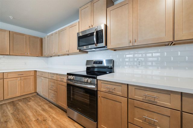 211 Park Place Circle D, Waller, TX 77484