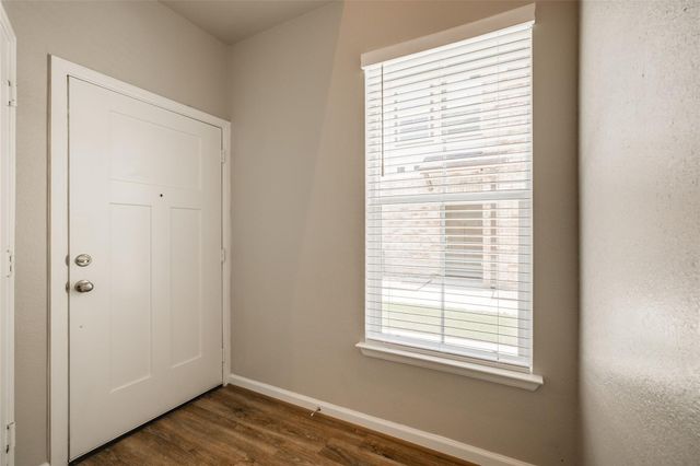 211 Park Place Circle D, Waller, TX 77484