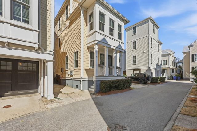 44 Dereef Court, Charleston, SC 29403