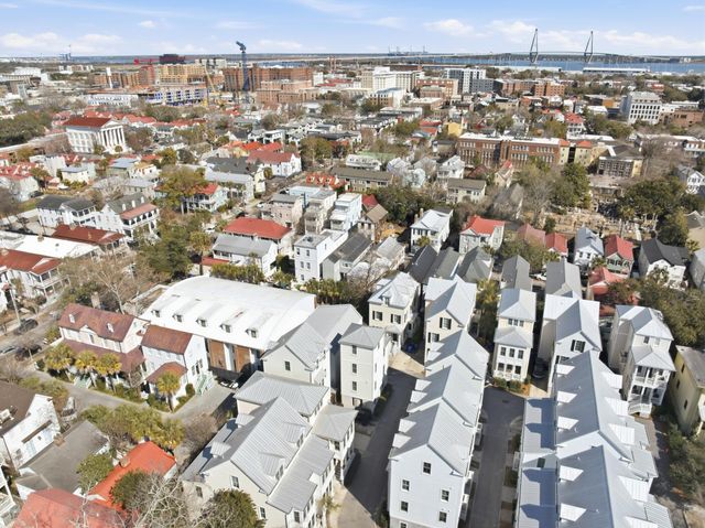 44 Dereef Court, Charleston, SC 29403