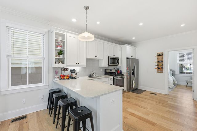 44 Dereef Court, Charleston, SC 29403