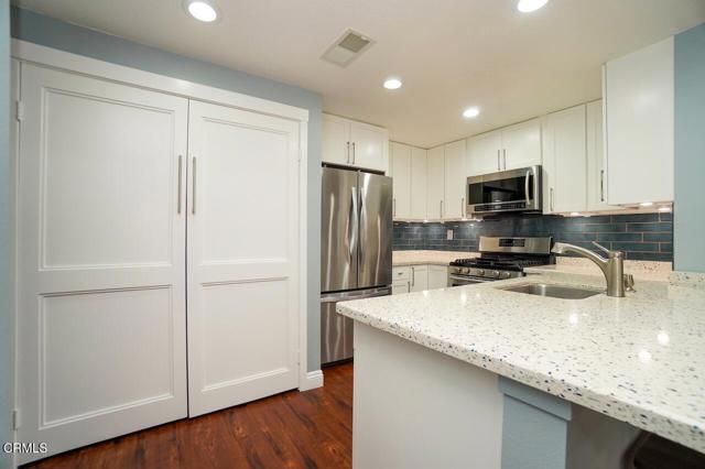 2005 Blackberry Circle, Oxnard, CA 93036