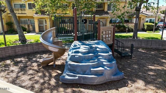 2005 Blackberry Circle, Oxnard, CA 93036