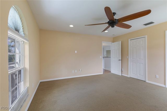 13390 Almond DR, Fort Myers, FL 33908