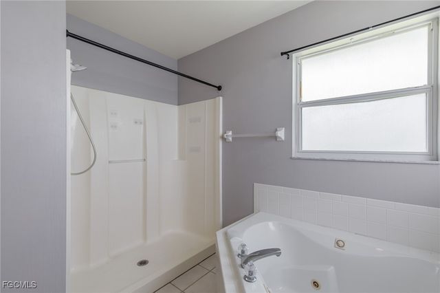 13390 Almond DR, Fort Myers, FL 33908