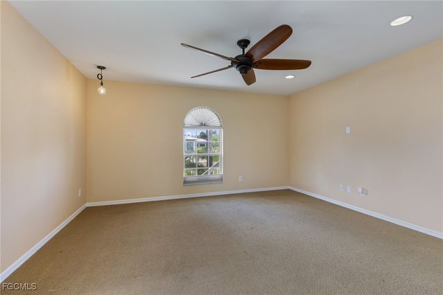 13390 Almond DR, Fort Myers, FL 33908